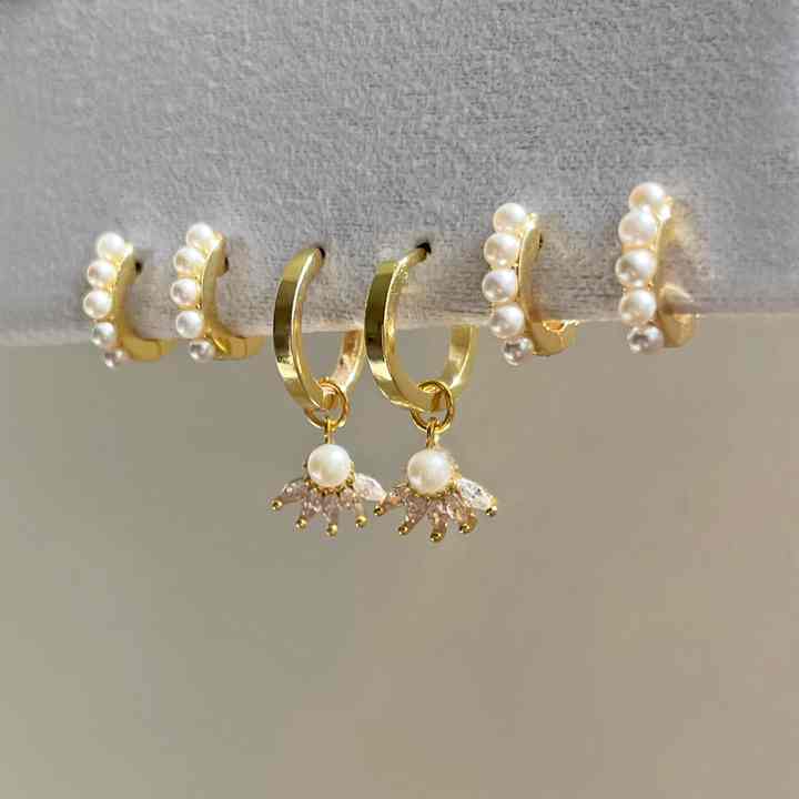 Combinación de pendientes con Aros Perla Mía